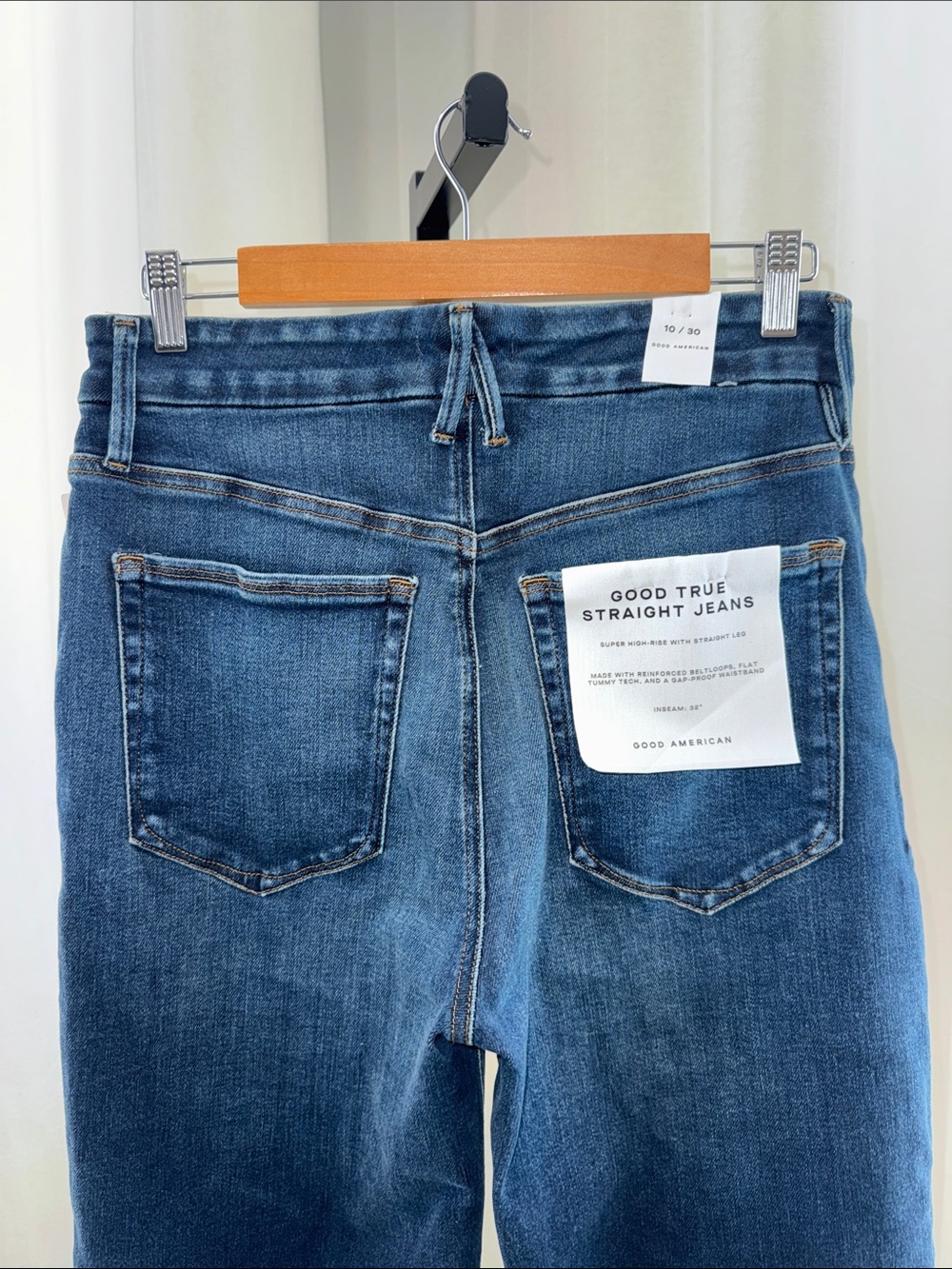 Good American Indigo High-Rise Wide Leg Jeans - Picture 6 of 8